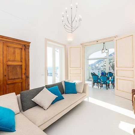 Amore Rentals - Palazzo Della Storia Amalfi Exteriör bild