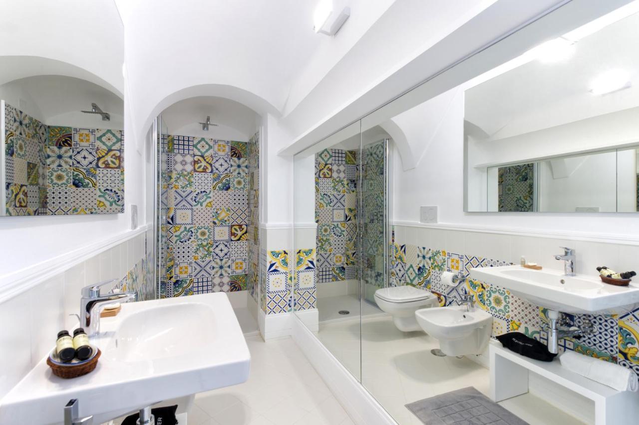 Amore Rentals - Palazzo Della Storia Amalfi Exteriör bild