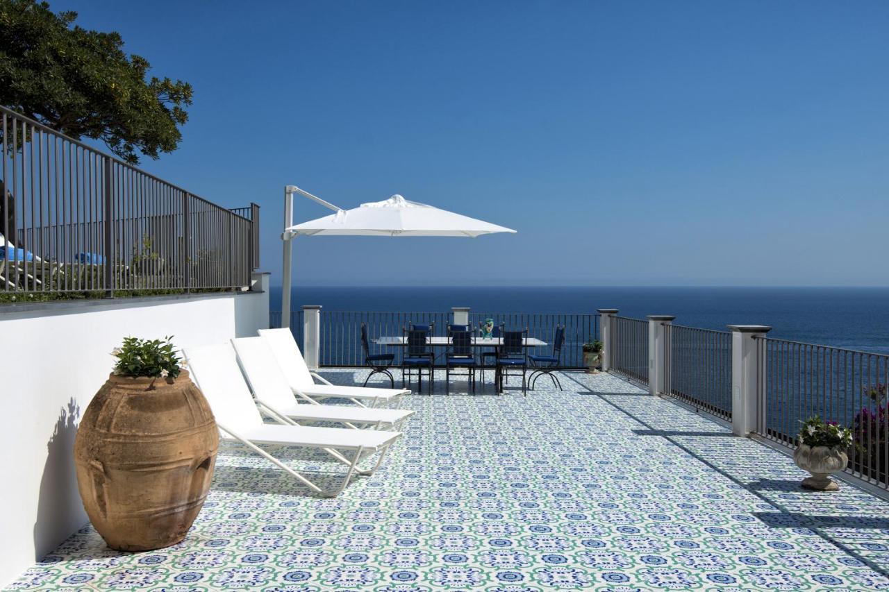 Amore Rentals - Palazzo Della Storia Amalfi Exteriör bild