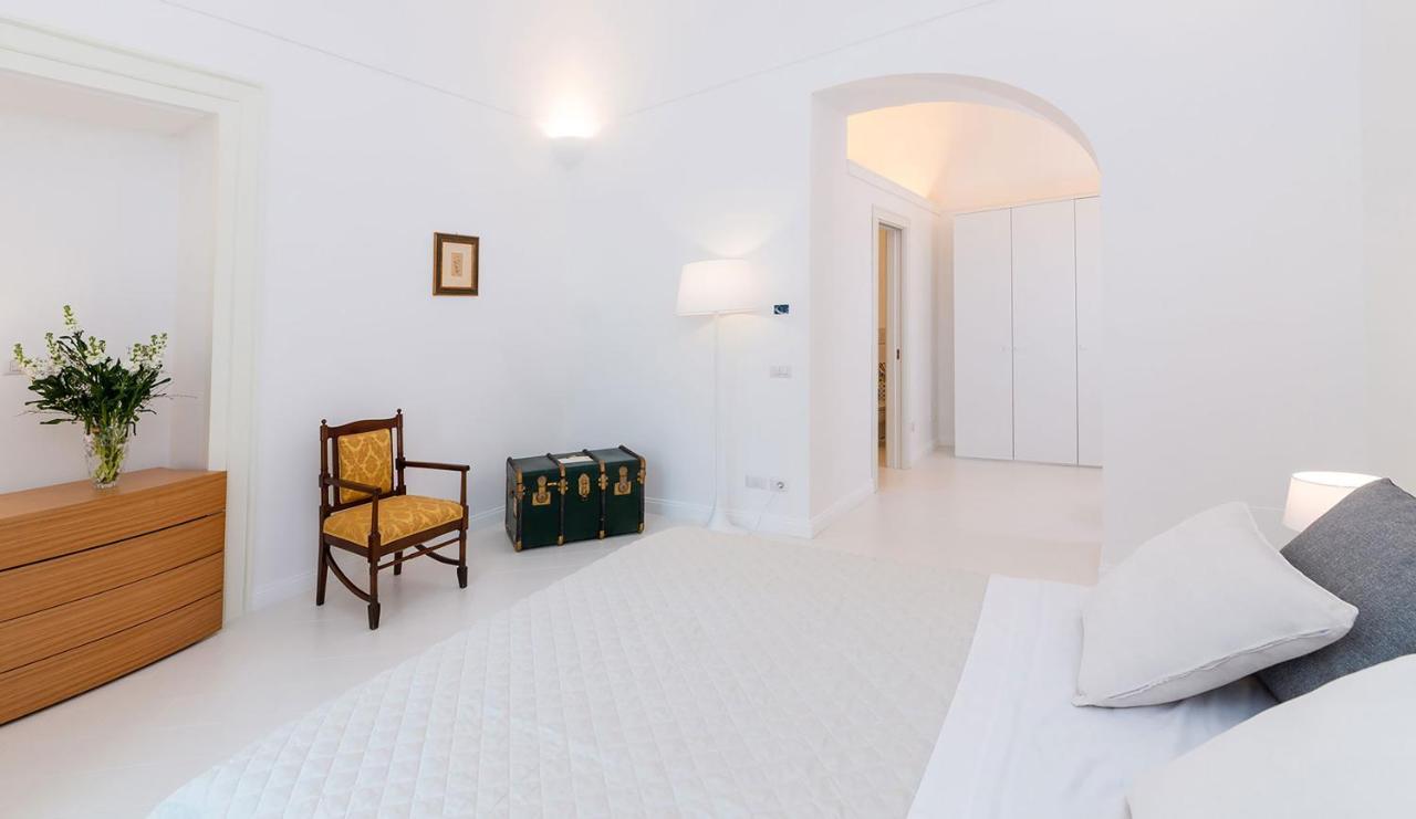 Amore Rentals - Palazzo Della Storia Amalfi Exteriör bild