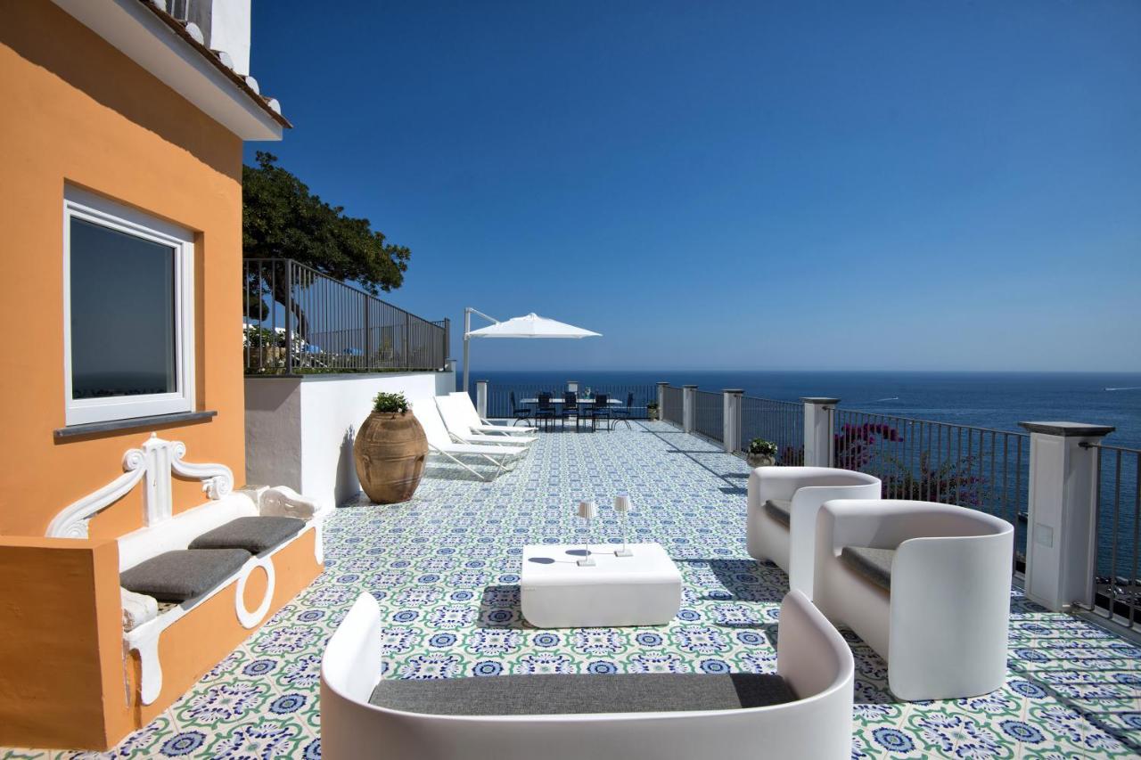 Amore Rentals - Palazzo Della Storia Amalfi Exteriör bild
