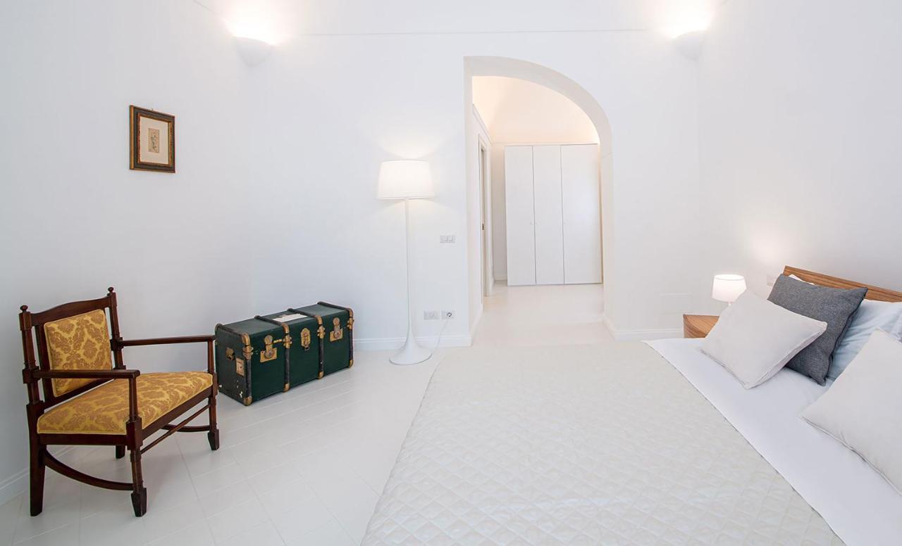 Amore Rentals - Palazzo Della Storia Amalfi Exteriör bild