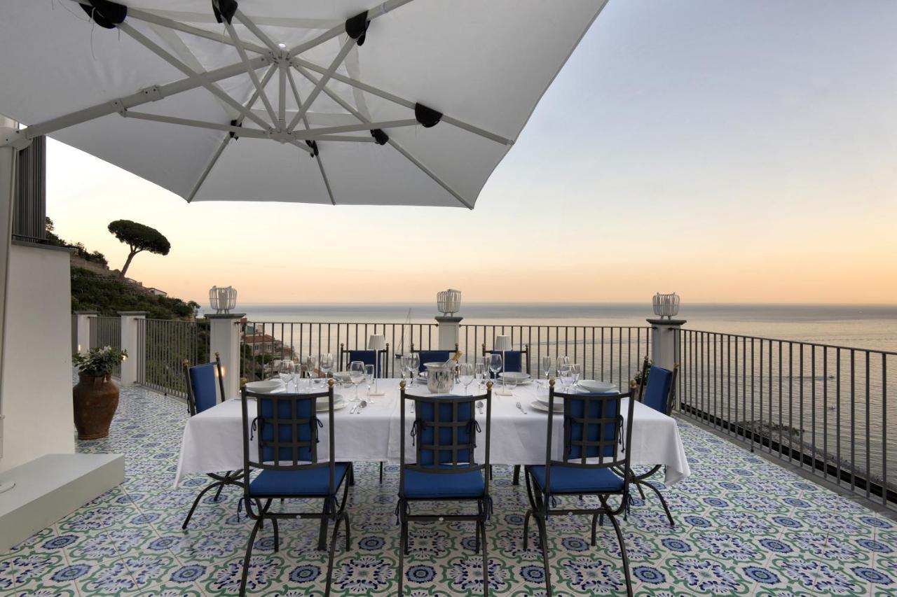 Amore Rentals - Palazzo Della Storia Amalfi Exteriör bild